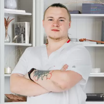доктор Лопин Николай Николаевич фельдшер клиники «Санати» в Михайловке